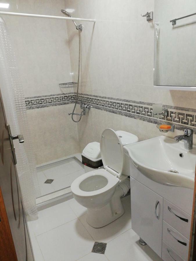 Albatross Kvariati Guest House Kültér fotó